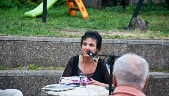 Sylva Fischerová: Praha je větší. Ale lidi tam člověk taky potkává furt stejný...